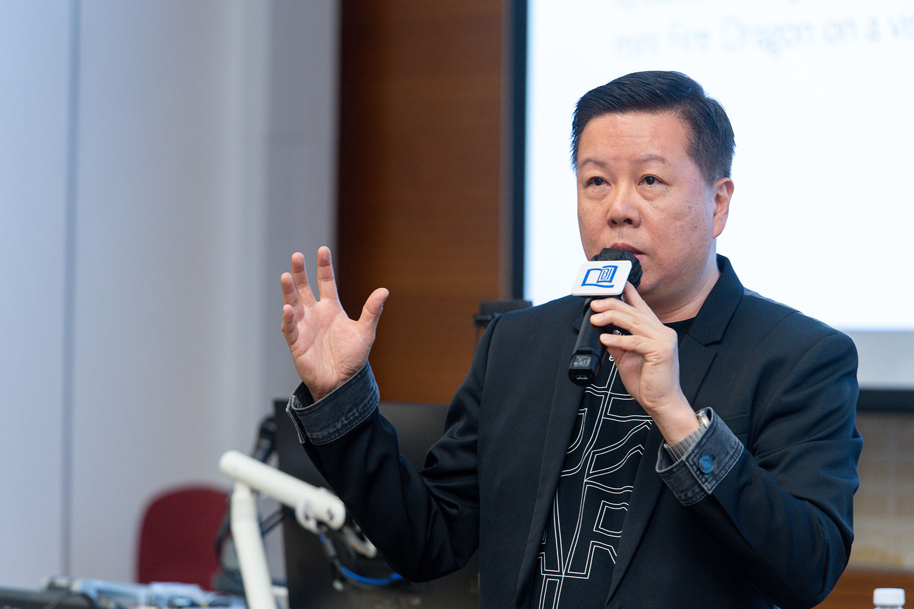 Dean's Cup BIG Competition Celebrates Entrepreneurship with Star-Studded Mentoring Team