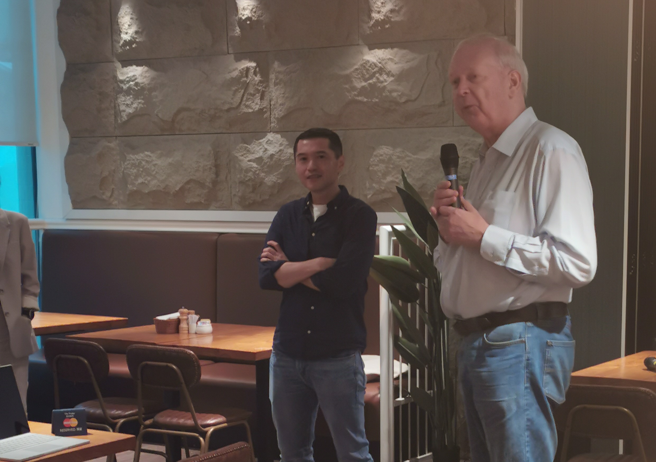 HKBU School of Business Nurtures Transdisciplinary Ideas at Research Happy Hour