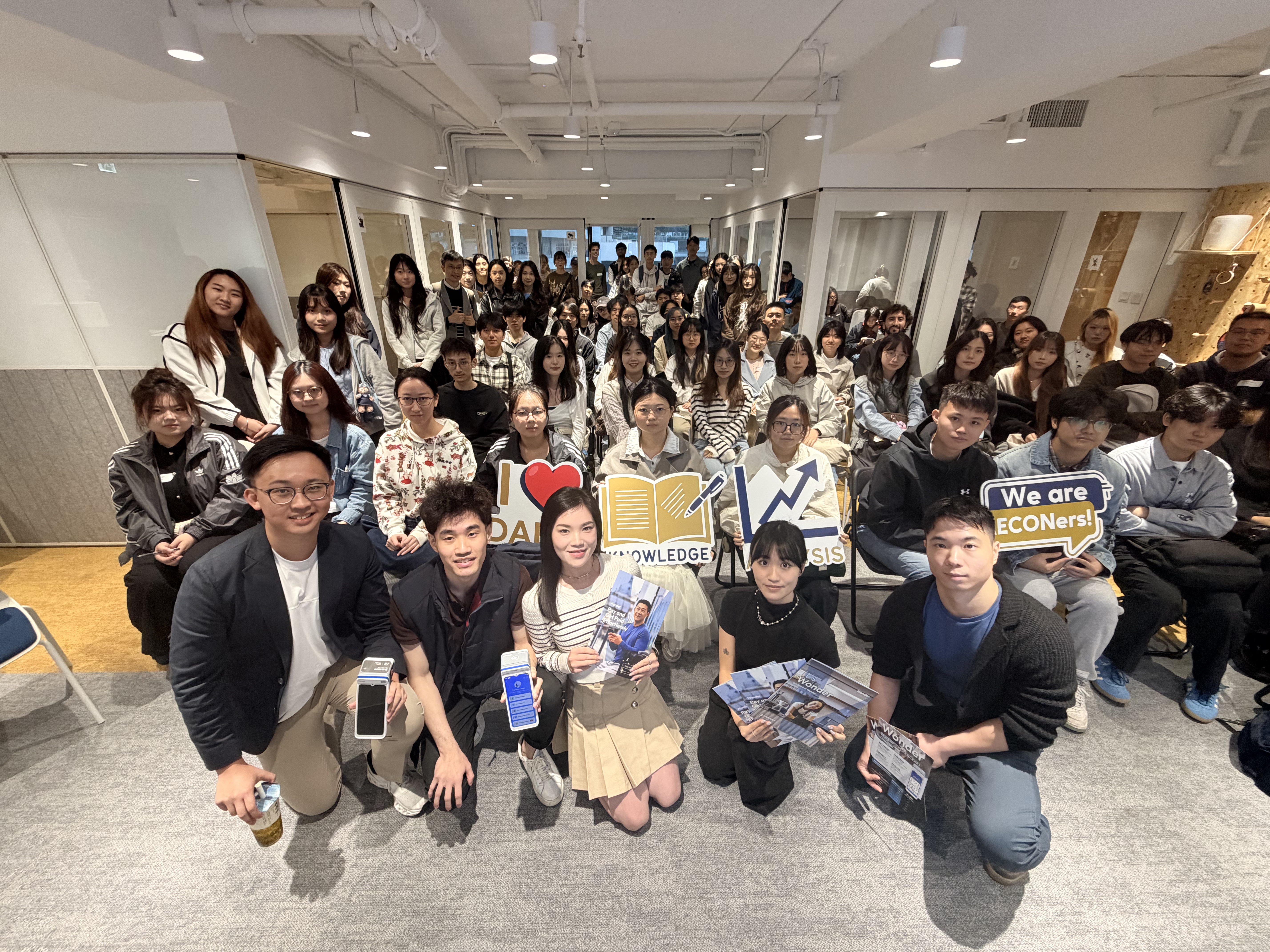 Hosted at the innovative Campus X venue and organised in collaboration with the Hong Kong Productivity Council, the corporate visit provided students with a valuable opportunity to drive innovation by connecting with FinTech industry professionals.